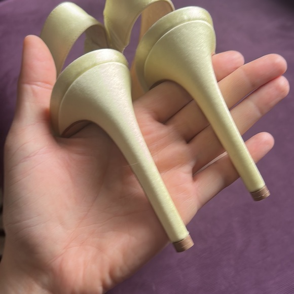 Chloe Gosselin Alaide heels - Picture 4 of 4